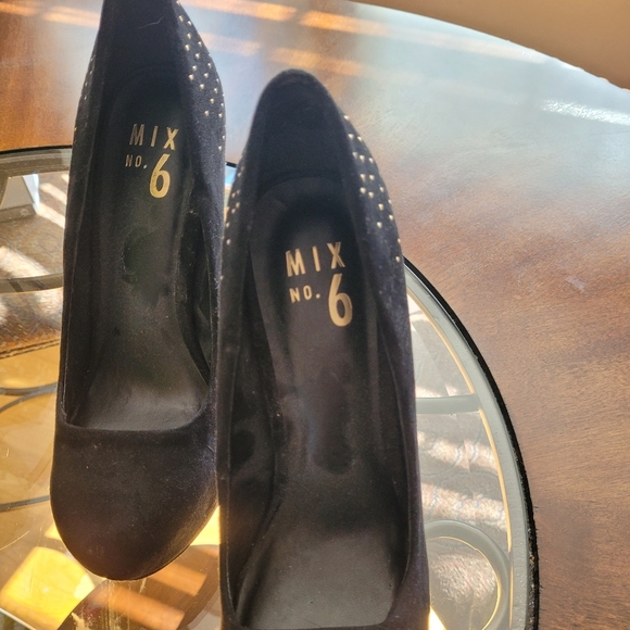 Lightly worn women's,Mix 6 crushed black "velvet" stiletto, gold studded. Size 7 - Picture 2 of 3